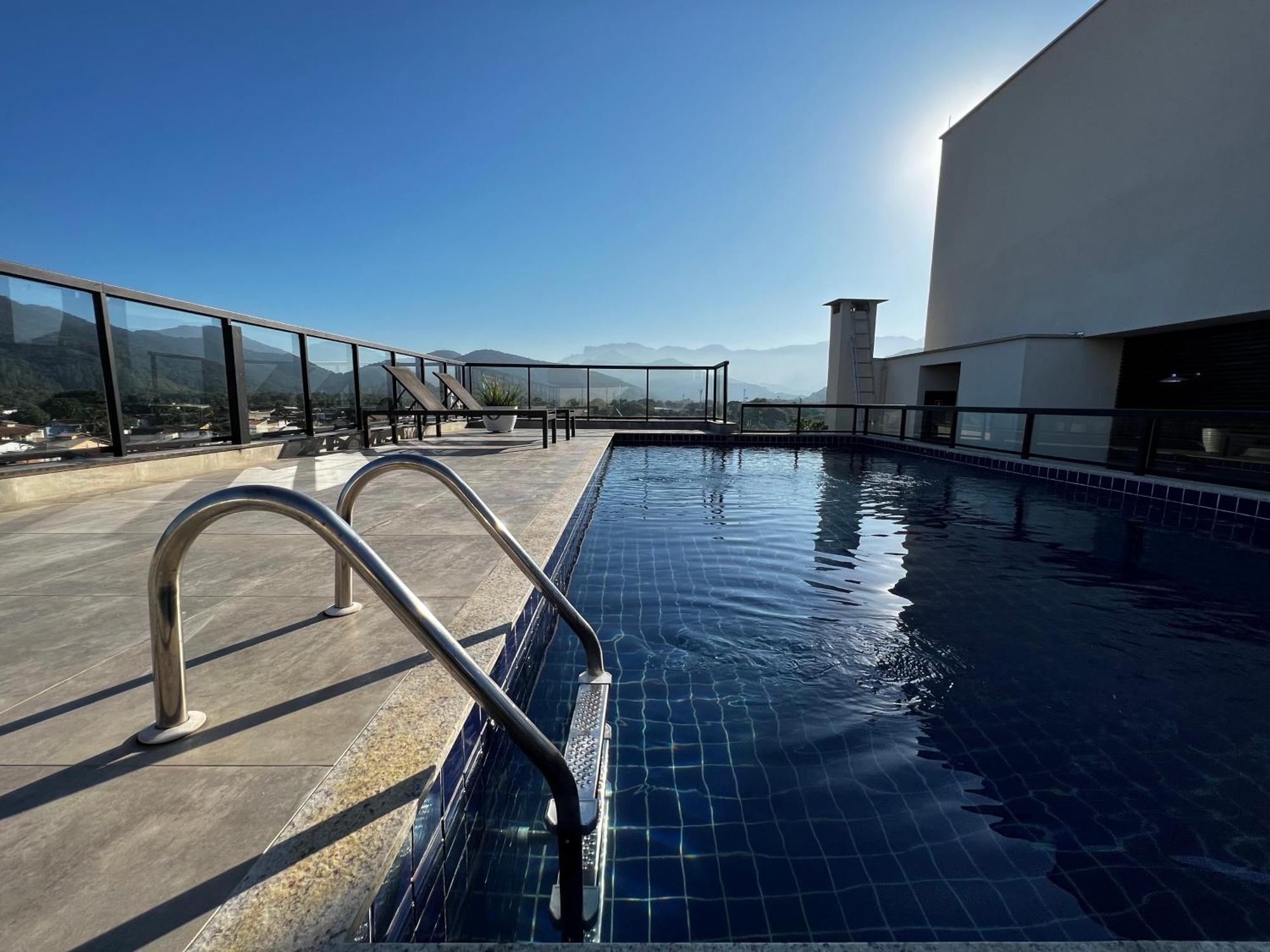 Apartamento Elegante, Ar-Condicionado, Wi-Fi, Piscina No Terraco Do Predio E Varanda Exclusiva Ubatuba Exterior foto